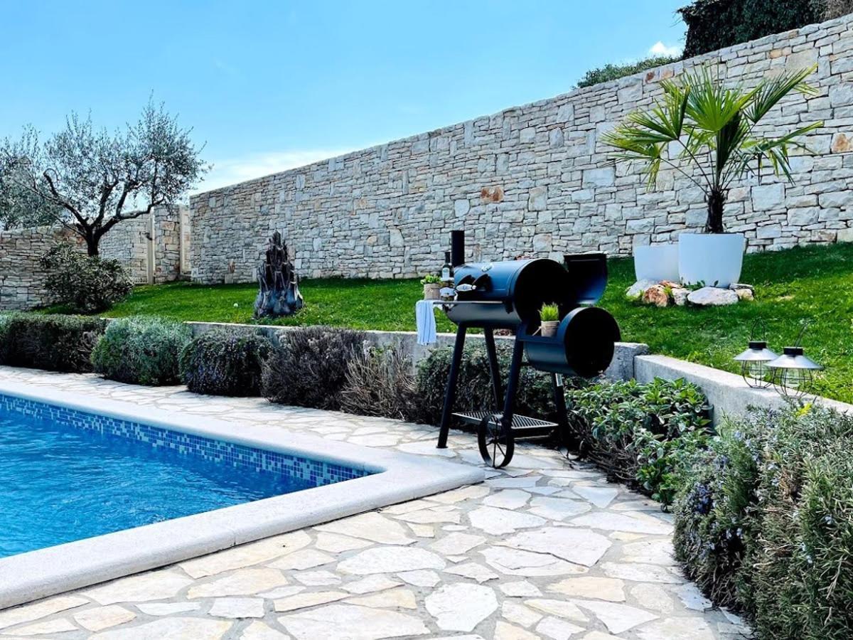 Villas Adagio Rojnici Экстерьер фото