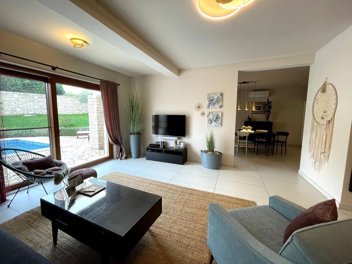Villas Adagio Rojnici Экстерьер фото