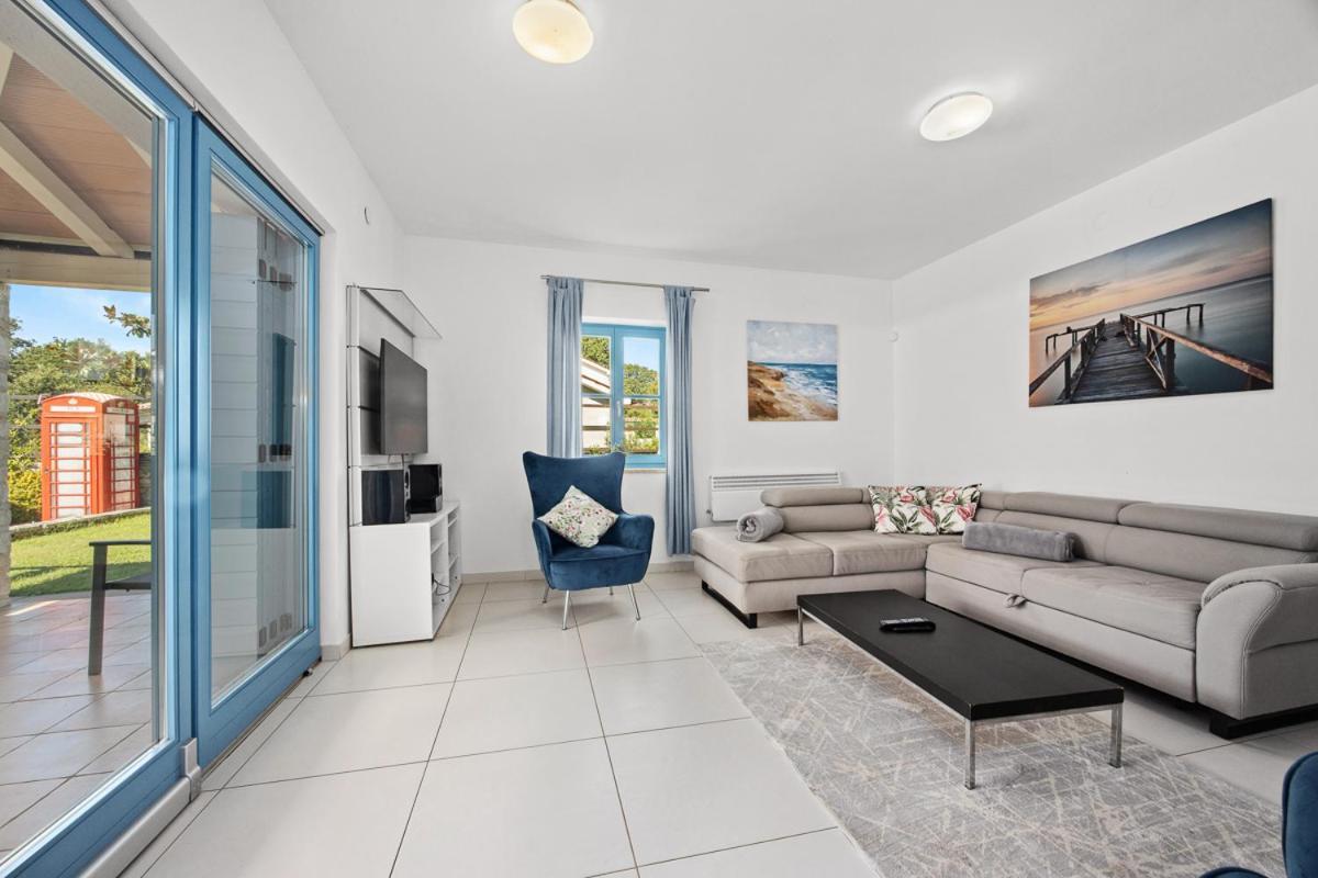 Villas Adagio Rojnici Экстерьер фото